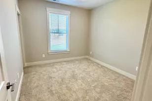 514 Hillview Knl Ln, Greer, SC 29651 - Photo 12