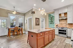 203 S Adair St, Clinton, SC 29325 - Photo 8