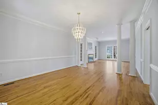 8 Sneed Dr, Taylors, SC 29687 - Photo 6