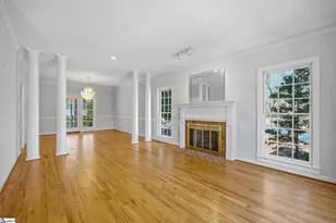 8 Sneed Dr, Taylors, SC 29687 - Photo 4