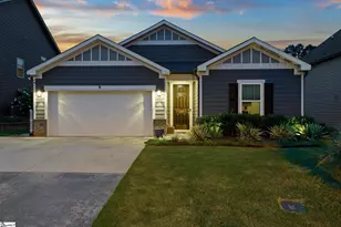 133 Redcroft Dr, Greer, SC 29651 - Photo 2