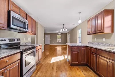 207 Ridgeway Drive, Greenville, SC 29607 - Photo 8
