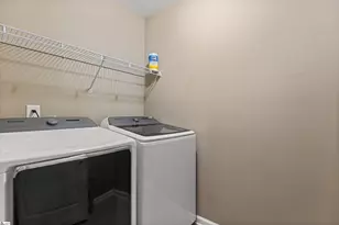 207 Ridgeway Dr, Greenville, SC 29607 - Photo 24