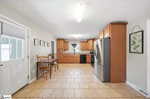 219 7 Oaks Ln, Spartanburg, SC 29301 - Photo 24