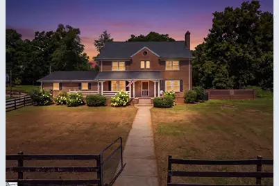 838 S Harper Street, Laurens, SC 29360 - Photo 2