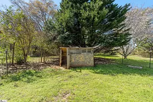 838 S Harper St, Laurens, SC 29360 - Photo 42