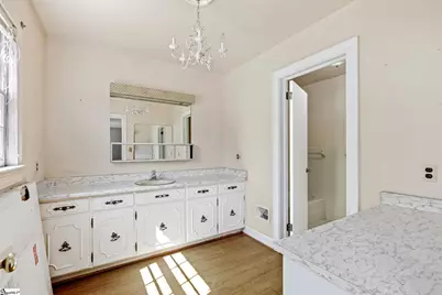 838 S Harper Street, Laurens, SC 29360 - Photo 20