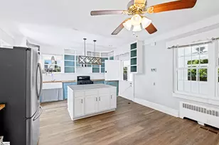 838 S Harper St, Laurens, SC 29360 - Photo 26