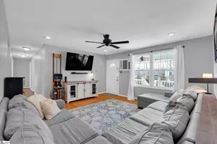 450 Lindsey Lake Rd, Travelers Rest, SC 29690 - Photo 6