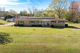 202 Park Rd, Belton, SC 29627 - Photo 2