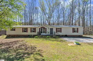 109 Lakeside Dr, Taylors, SC 29687 - Photo 2