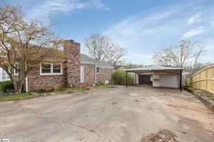 160 J St, Greer, SC 29651 - Photo 2