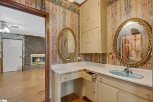 160 J St, Greer, SC 29651 - Photo 16