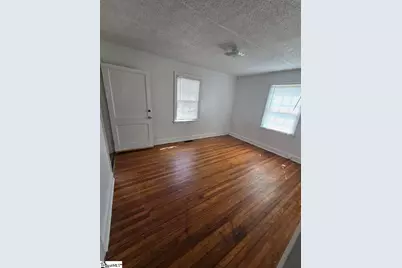 412 Lucerne Drive, Spartanburg, SC 29302 - Photo 6