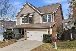 22 Kelvyn St, Greer, SC 29651 - Photo 2