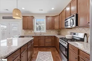 22 Kelvyn St, Greer, SC 29651 - Photo 12