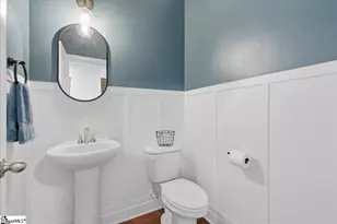 22 Kelvyn St, Greer, SC 29651 - Photo 6