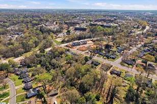 14 Hawthorne Ln, Greenville, SC 29605 - Photo 28