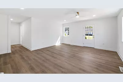 118 E Decatur Street, Greenville, SC 29617 - Photo 14