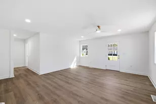 118 E Decatur St, Greenville, SC 29617 - Photo 14