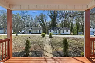 118 E Decatur St, Greenville, SC 29617 - Photo 4