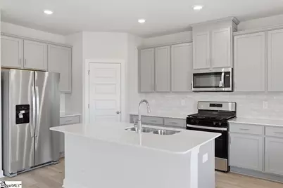 621 Hollybank Street, Fountain Inn, SC 29644 - Photo 10