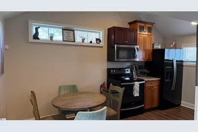 16 Crystal Avenue, Greenville, SC 29605 - Photo 8