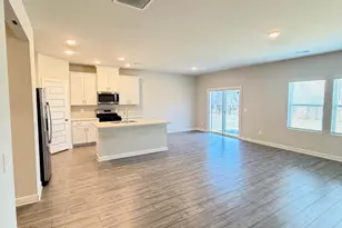 104 Madera Ct, Spartanburg, SC 29302 - Photo 2