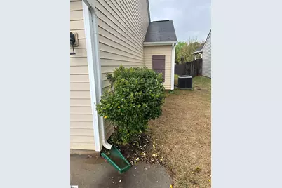 305 Engelmann Lane, Simpsonville, SC 29681 - Photo 4