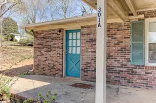 301 Oaklane Dr, Easley, SC 29642 - Photo 2