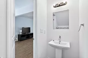 100 Parkstone Dr, Greenville, SC 29609 - Photo 12