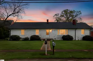 109 Palmetto St, Cowpens, SC 29330 - Photo 2