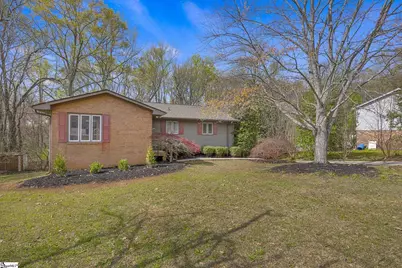 405 Bent Creek Drive, Greer, SC 29650 - Photo 2