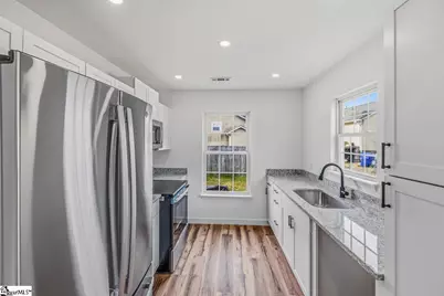 409 Gower Street, Greenville, SC 29611 - Photo 6