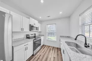 409 Gower St, Greenville, SC 29611 - Photo 12