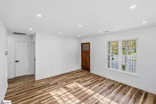 409 Gower St, Greenville, SC 29611 - Photo 2