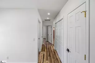 409 Gower St, Greenville, SC 29611 - Photo 10