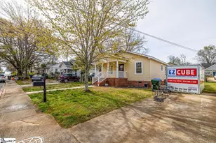 409 Gower St, Greenville, SC 29611 - Photo 4