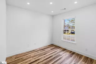 409 Gower St, Greenville, SC 29611 - Photo 16