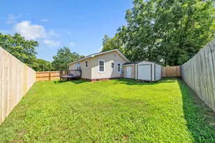 409 Gower St, Greenville, SC 29611 - Photo 2