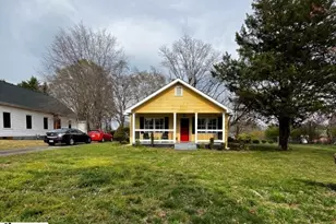 505 S Randolph Ave, Landrum, SC 29356 - Photo 2