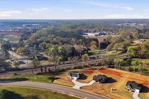 4077 N Blackstock Rd, Spartanburg, SC 29301 - Photo 32