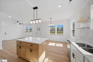 4077 N Blackstock Rd, Spartanburg, SC 29301 - Photo 6