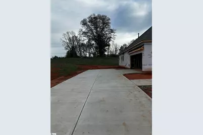 608 Timber Grove Drive, Simpsonville, SC 29681 - Photo 4