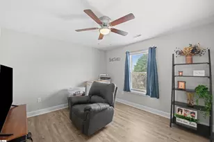 704 Rockcliff St, Greenville, SC 29617 - Photo 42