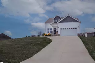 704 Rockcliff St, Greenville, SC 29617 - Photo 6