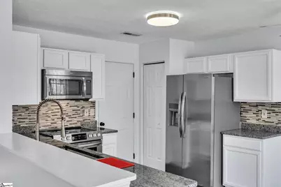 44 Reedy River Way, Greenville, SC 29605 - Photo 6