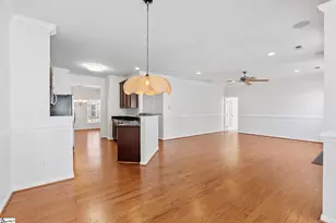 322 Majesty Ct, Greenville, SC 29615 - Photo 10