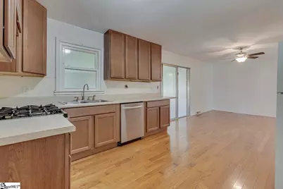 401 Lanewood Drive, Greenville, SC 29607 - Photo 14