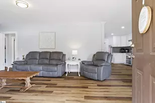 1406 Geer Hwy, Travelers Rest, SC 29690 - Photo 4